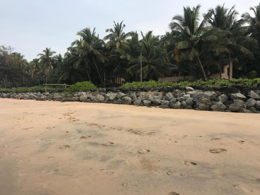 Kizhunna Rock Beach House Kannur Eksteriør bilde